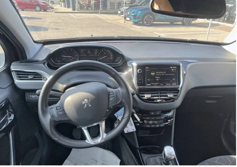 Image secondaire du véhicule 6