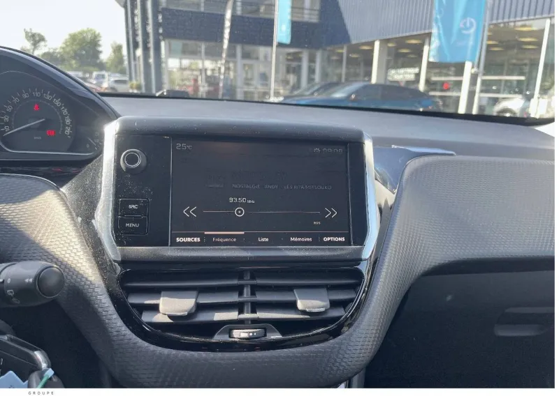 Image secondaire du véhicule 8