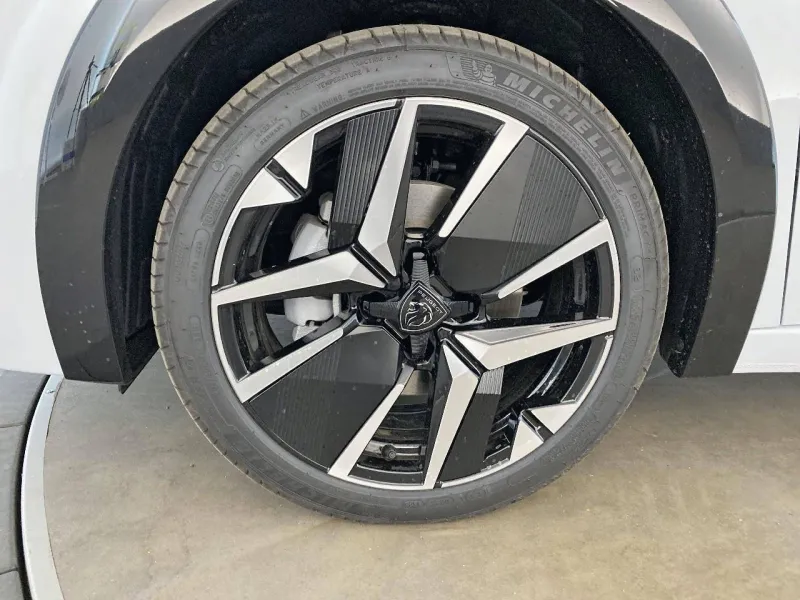 Image secondaire du véhicule 8