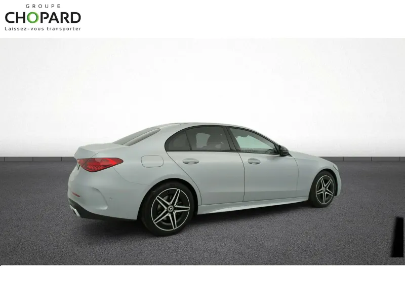 Image secondaire du véhicule 10