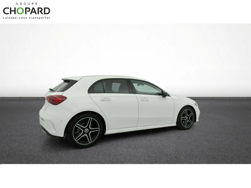 Image secondaire du véhicule 10