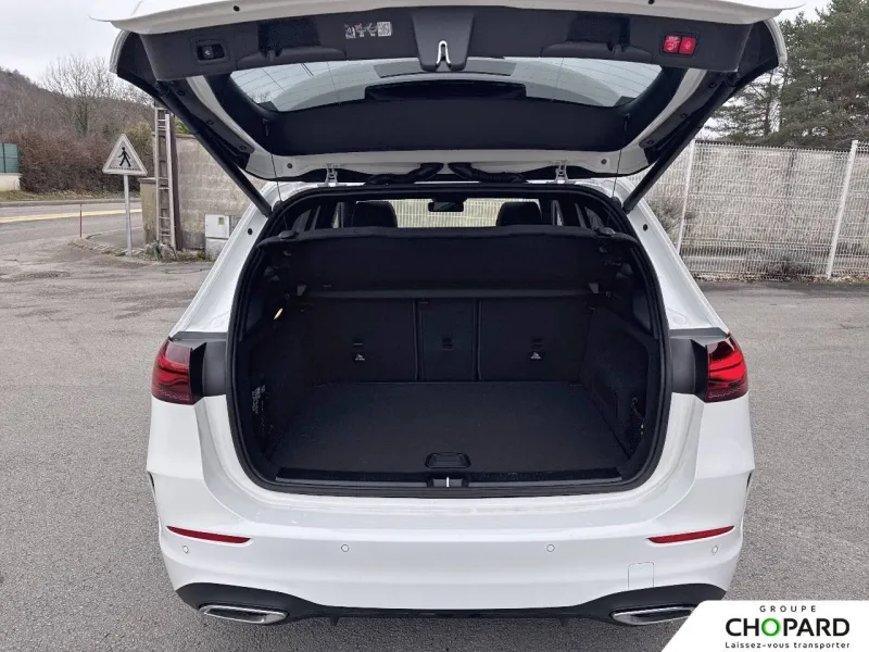 Image secondaire du véhicule 9