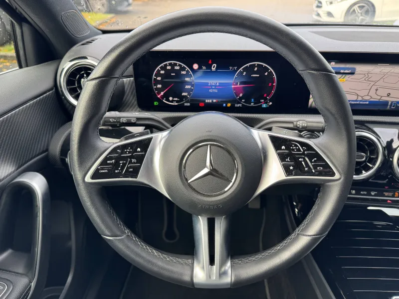 Image secondaire du véhicule 7