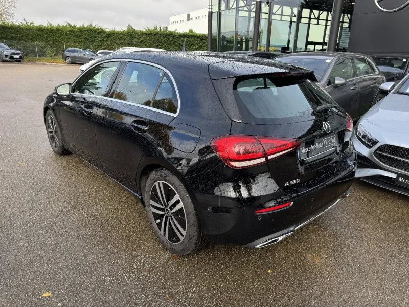 Image secondaire du véhicule 4