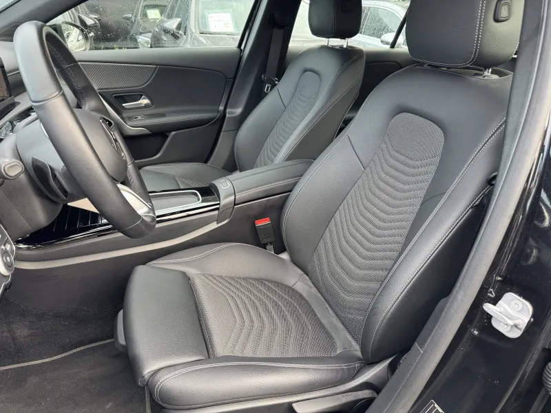 Image secondaire du véhicule 9