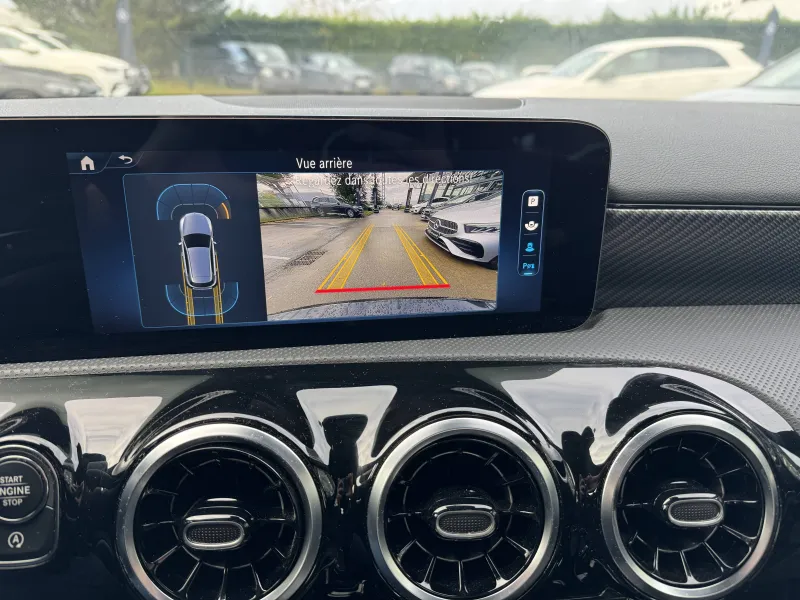 Image secondaire du véhicule 11