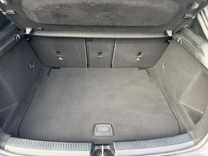 Image secondaire du véhicule 14