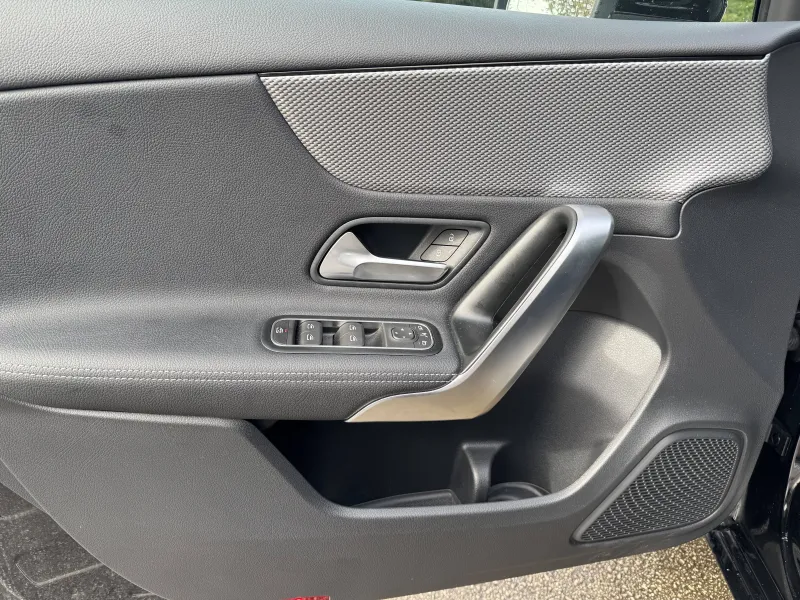 Image secondaire du véhicule 16