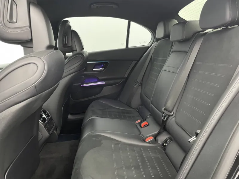 Image secondaire du véhicule 50