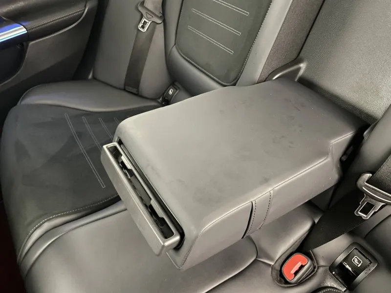 Image secondaire du véhicule 60