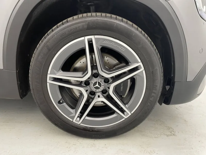 Image secondaire du véhicule 14