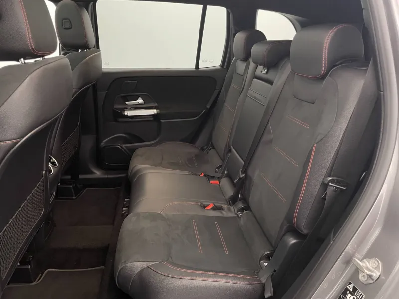 Image secondaire du véhicule 17