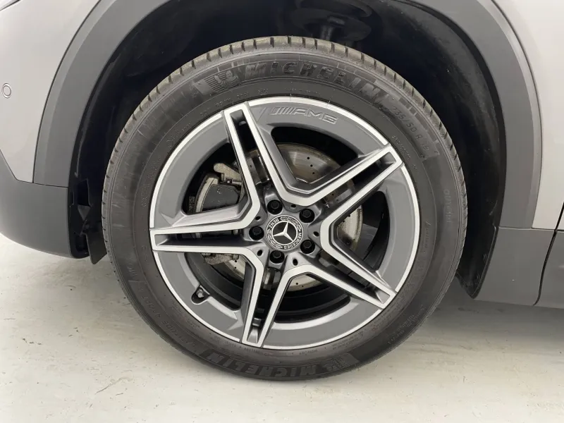 Image secondaire du véhicule 19