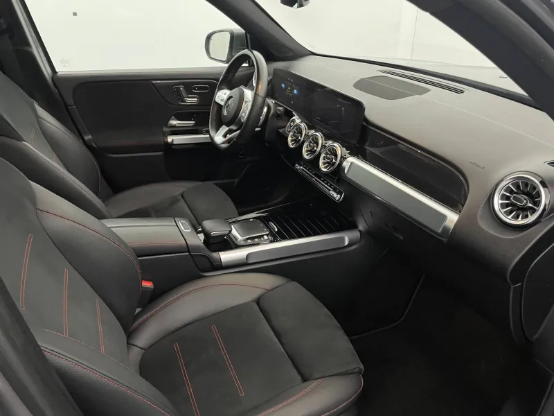 Image secondaire du véhicule 28