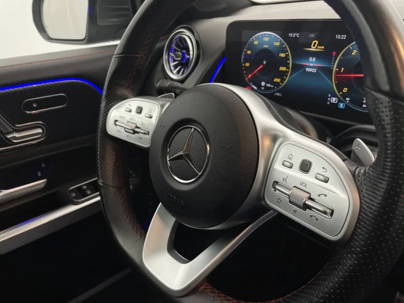 Image secondaire du véhicule 33