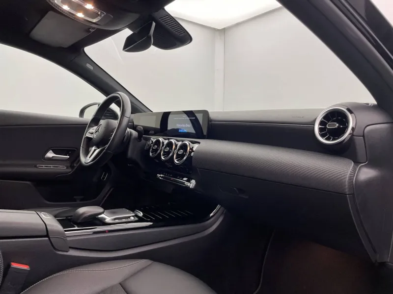 Image secondaire du véhicule 32