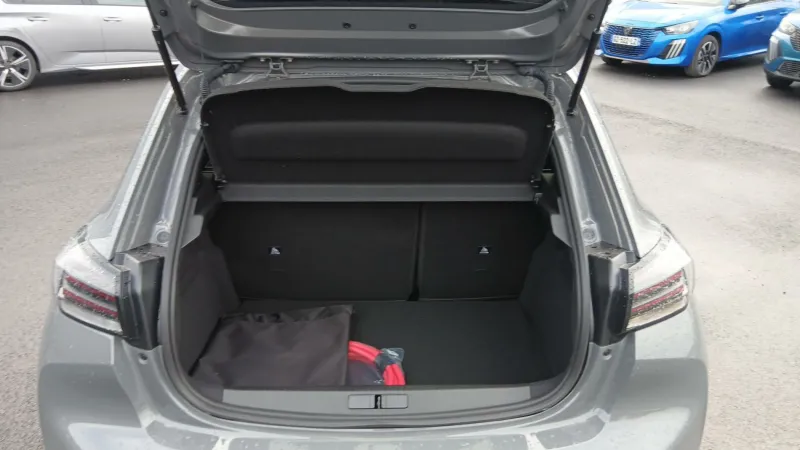 Image secondaire du véhicule 10