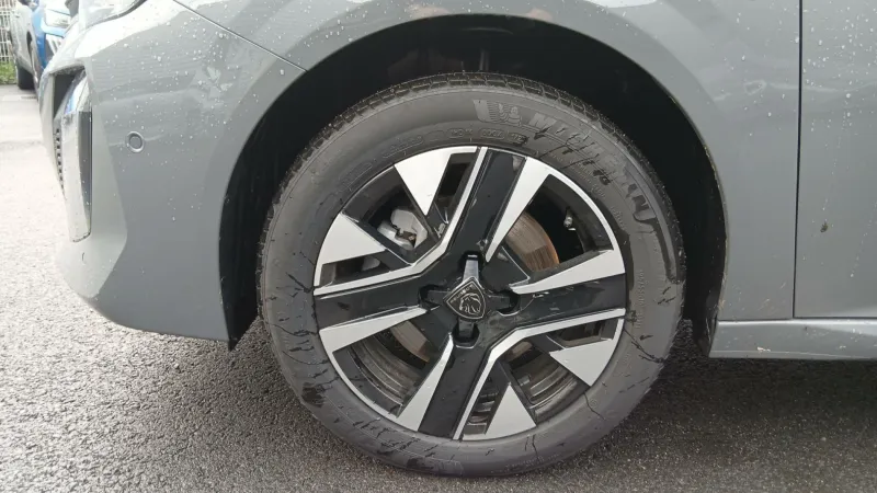 Image secondaire du véhicule 13