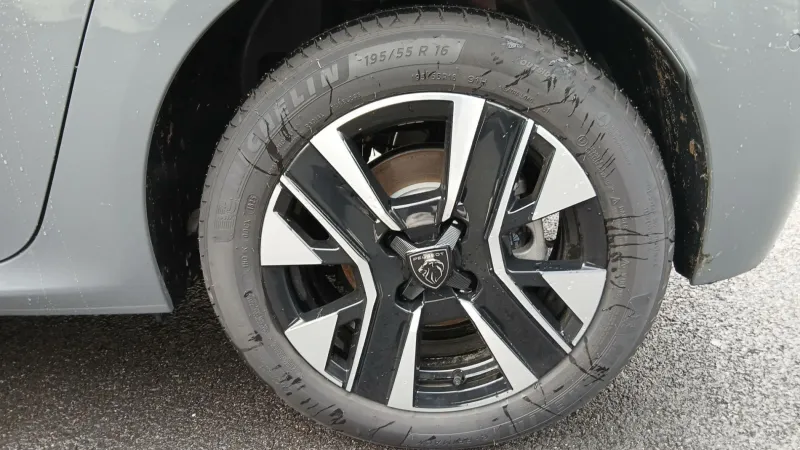 Image secondaire du véhicule 14