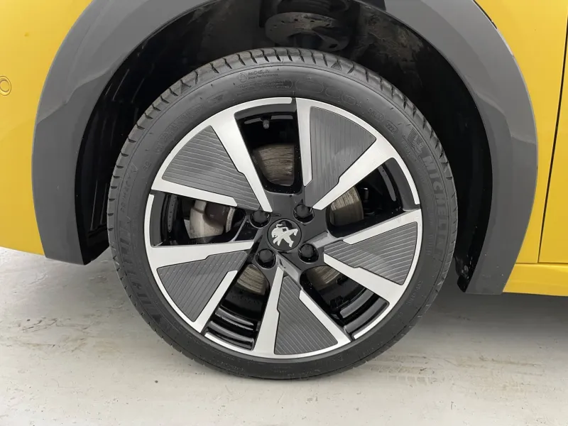 Image secondaire du véhicule 19