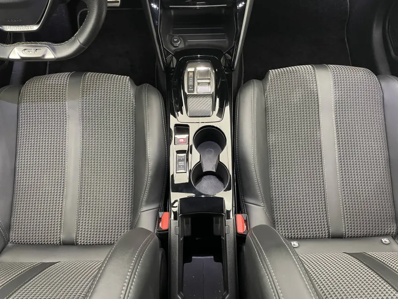 Image secondaire du véhicule 26