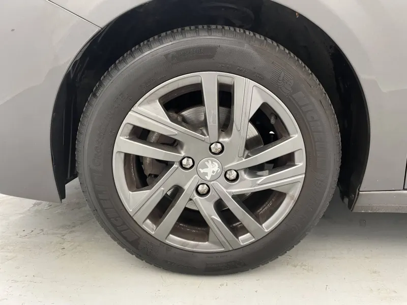 Image secondaire du véhicule 18