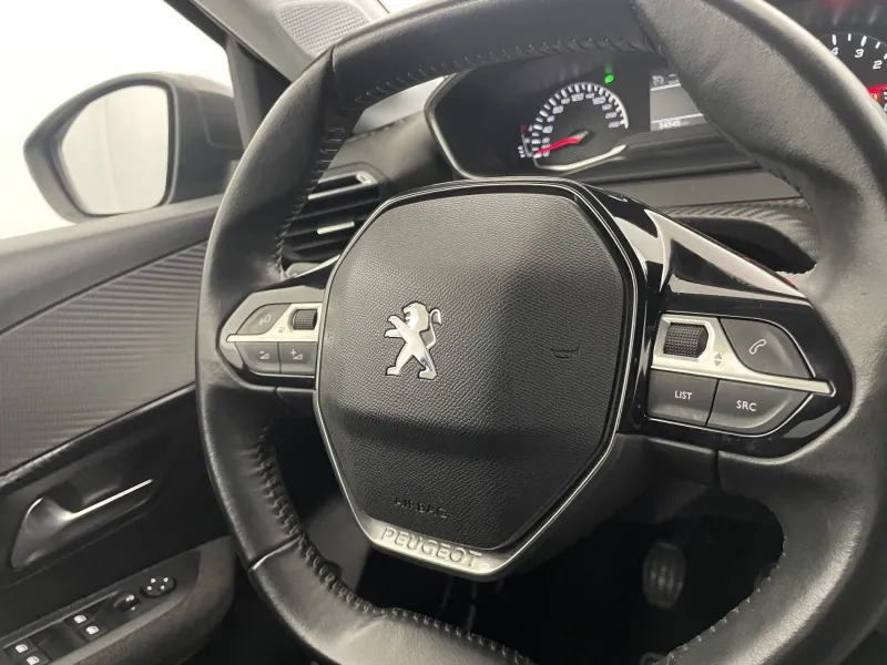 Image secondaire du véhicule 32