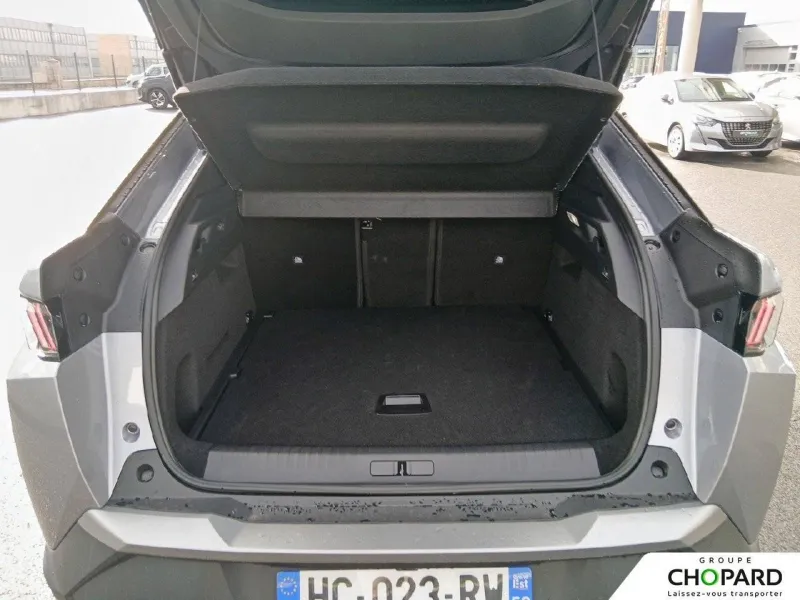 Image secondaire du véhicule 9