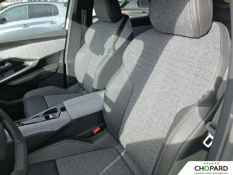 Image secondaire du véhicule 12