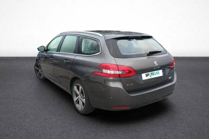 Image secondaire du véhicule 5