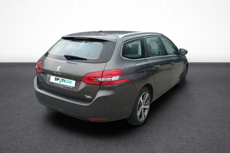 Image secondaire du véhicule 7