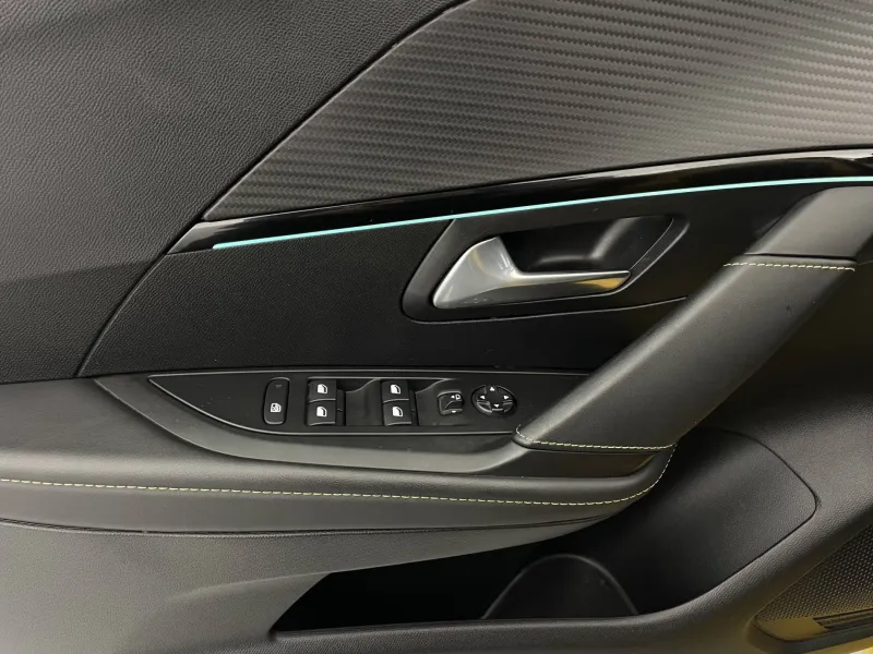 Image secondaire du véhicule 31