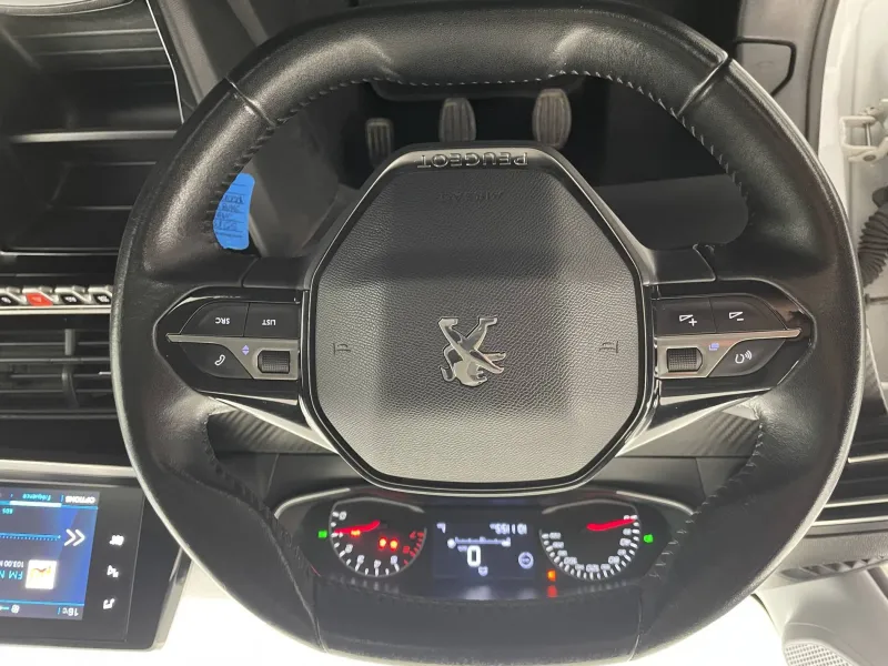 Image secondaire du véhicule 22