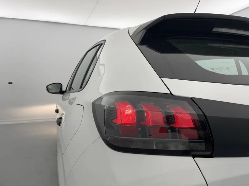 Image secondaire du véhicule 26