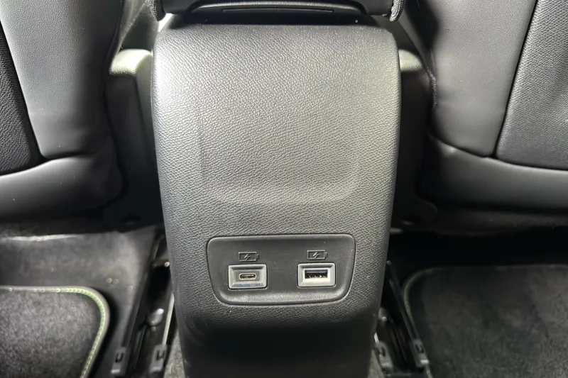 Image secondaire du véhicule 50