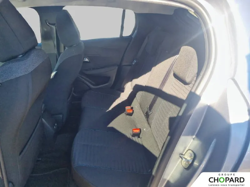 Image secondaire du véhicule 12