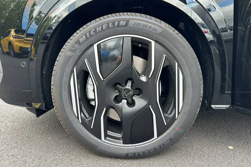 Image secondaire du véhicule 11