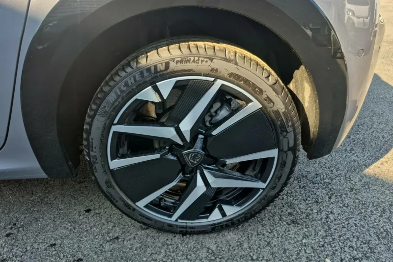 Image secondaire du véhicule 11