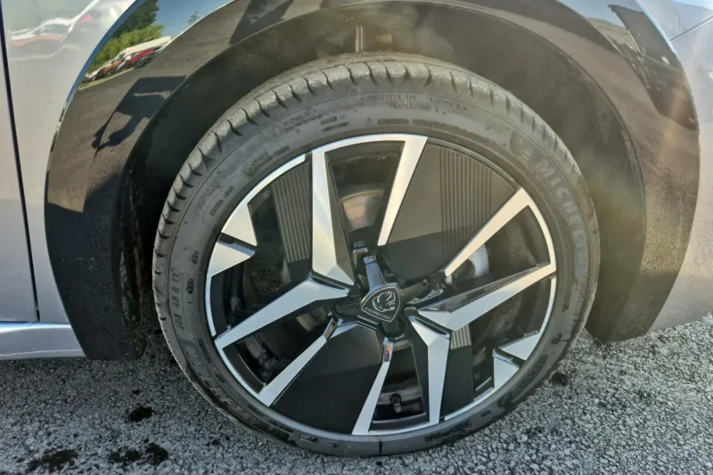 Image secondaire du véhicule 13