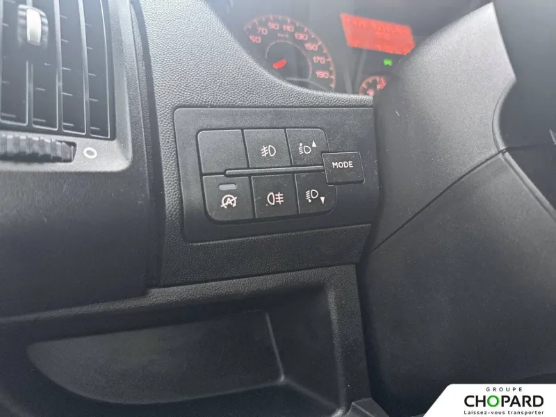 Image secondaire du véhicule 17