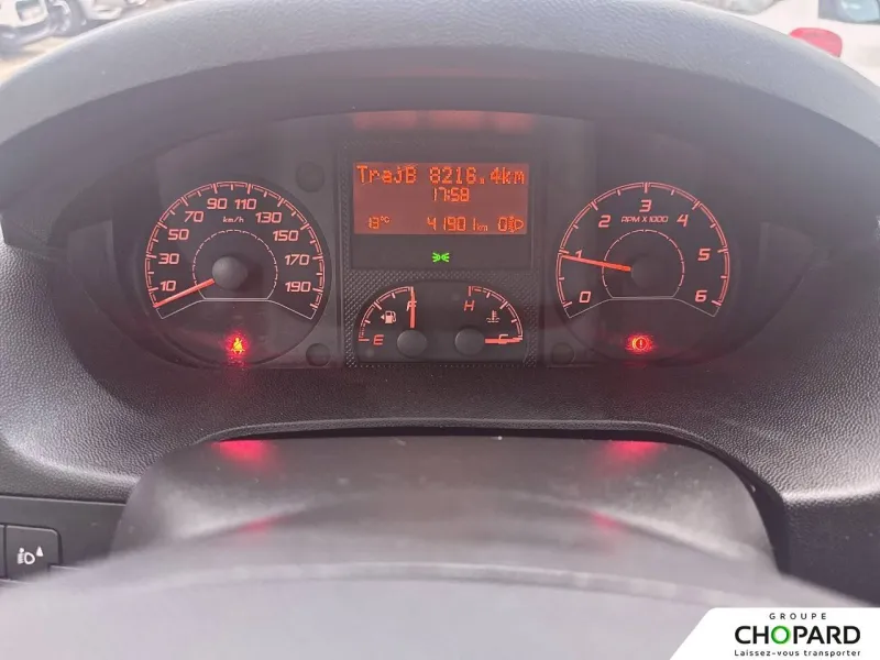 Image secondaire du véhicule 20