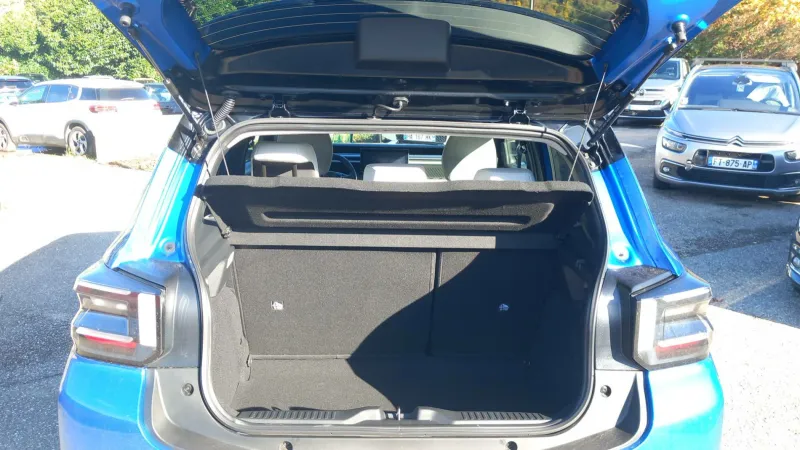 Image secondaire du véhicule 10