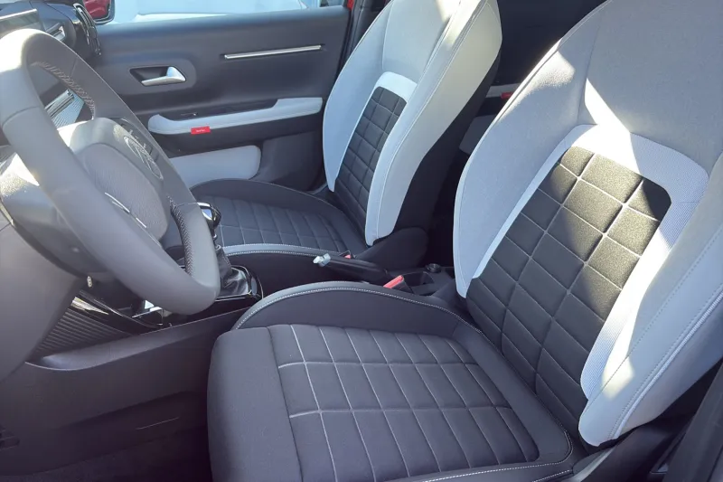 Image secondaire du véhicule 11