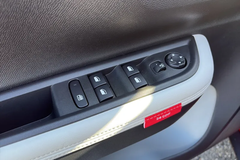 Image secondaire du véhicule 14