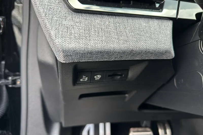 Image secondaire du véhicule 19