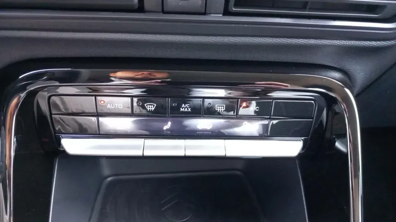 Image secondaire du véhicule 23