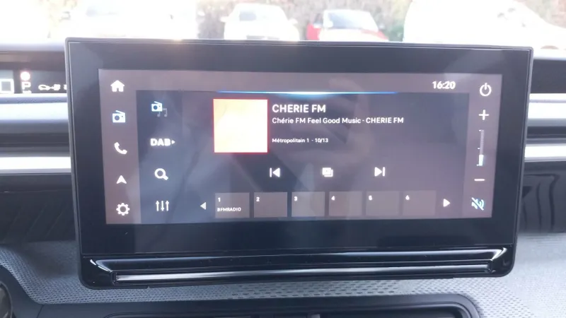 Image secondaire du véhicule 24