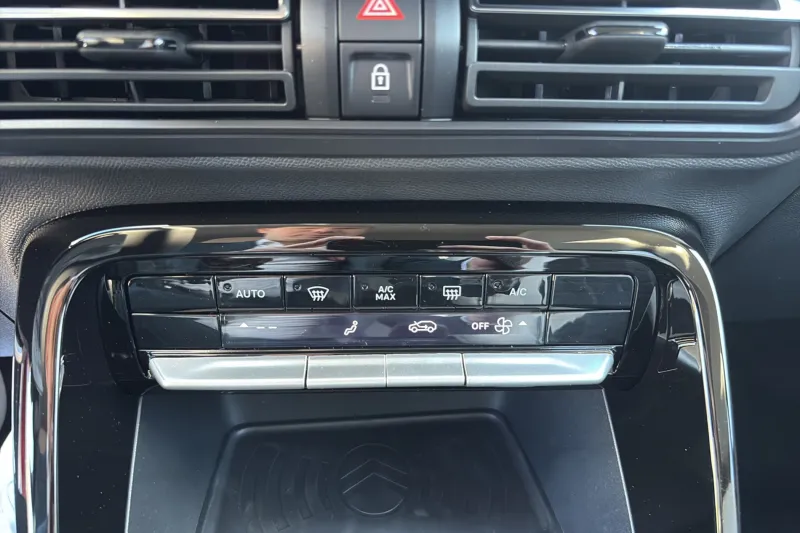 Image secondaire du véhicule 22