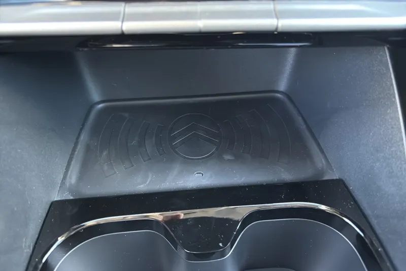 Image secondaire du véhicule 23