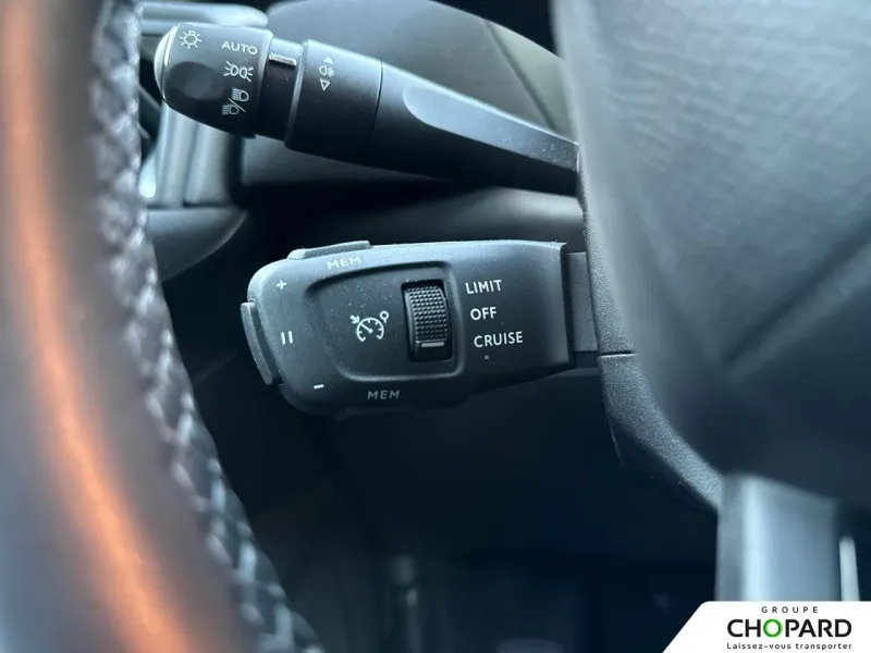 Image secondaire du véhicule 15